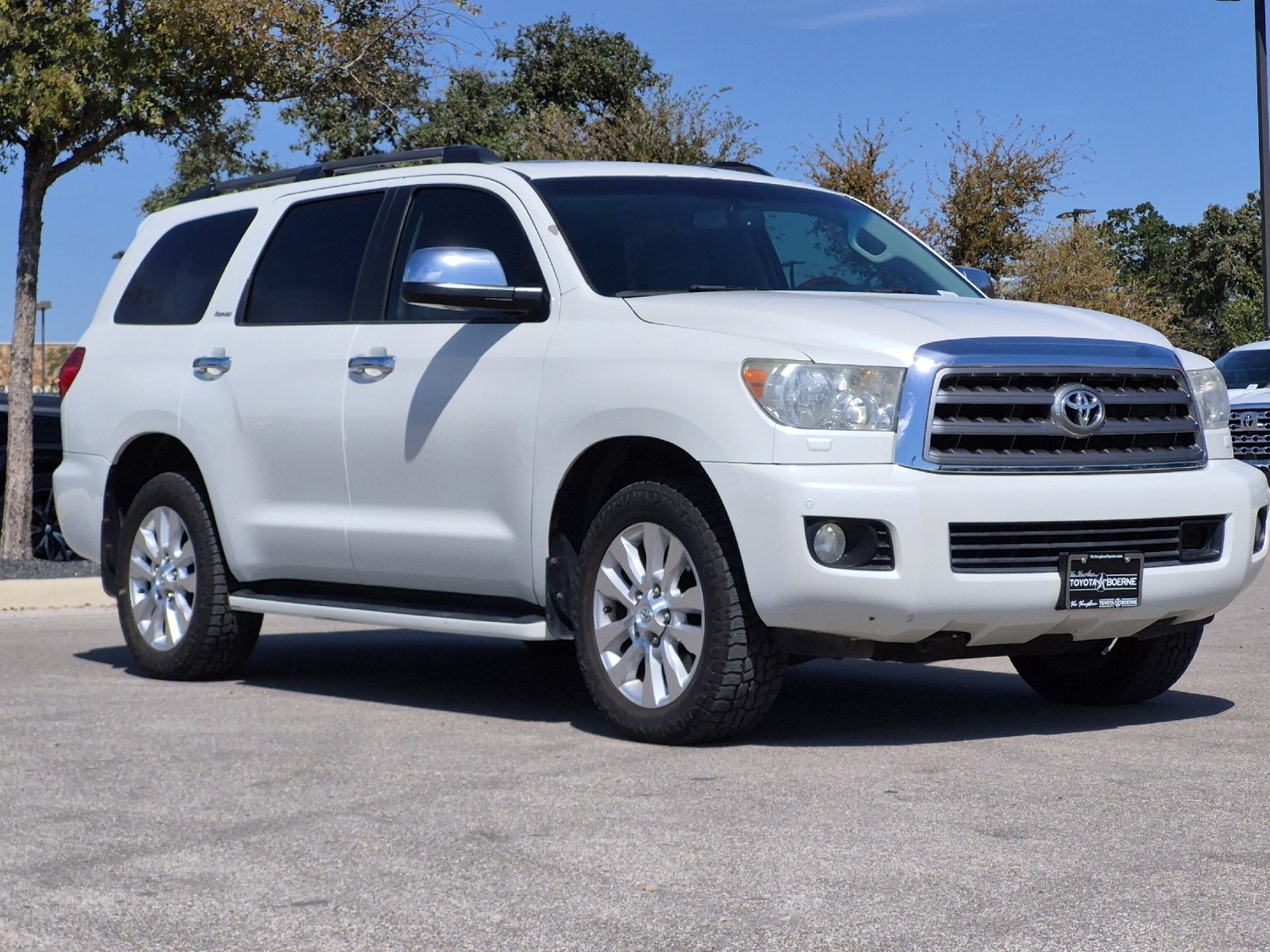 Used 2014 Toyota Sequoia Platinum AWD/4WD image 7