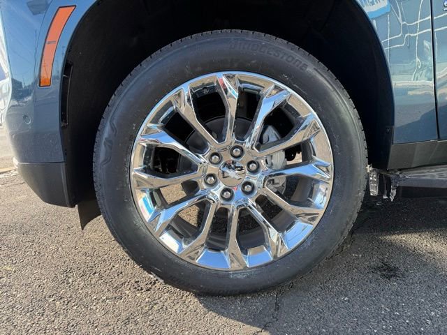 New 2026 Chevrolet Suburban Premier AWD/4WD image 4