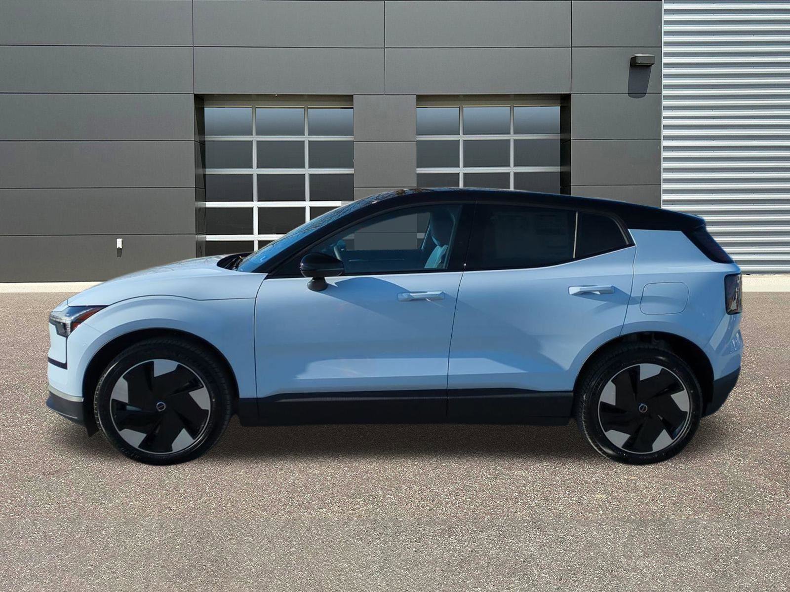 New 2026 Volvo EX30 Plus w/ Protection Package Premier image 4
