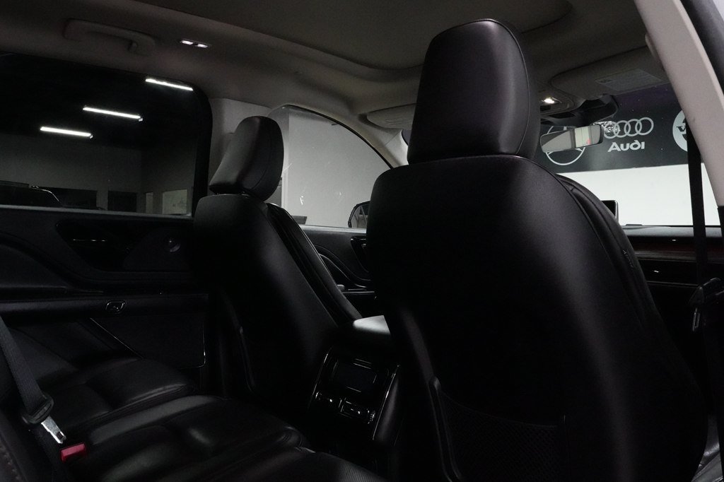 Used 2023 Lincoln Aviator Grand Touring AWD/4WD image 30