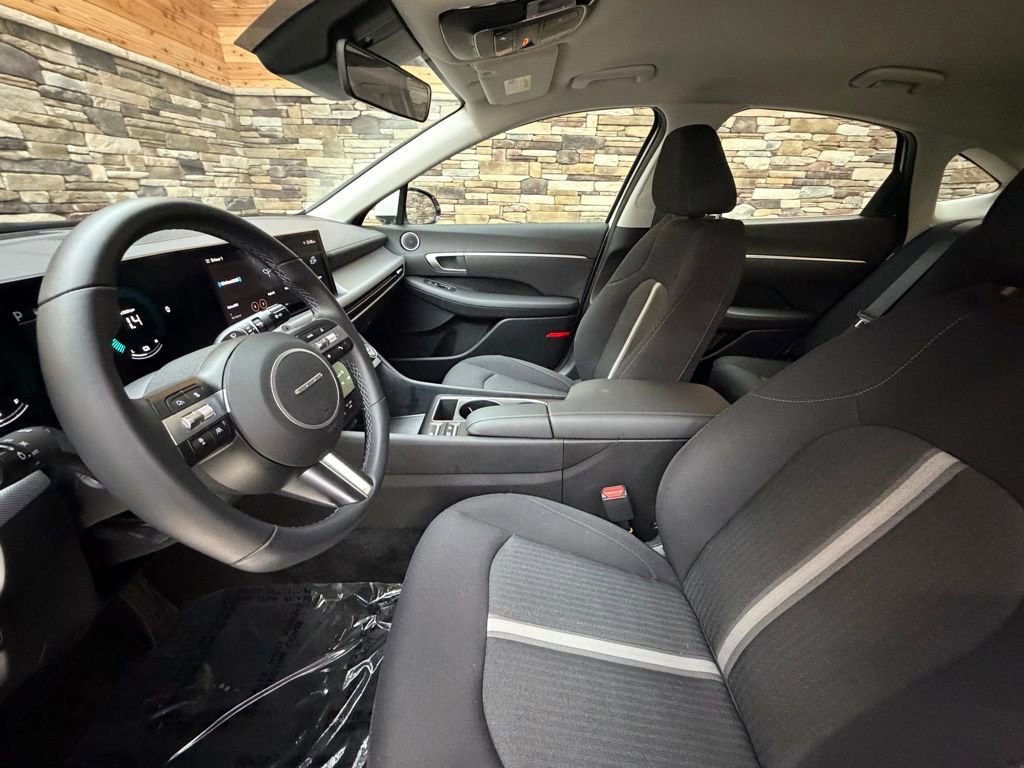 Certified 2025 Hyundai Sonata SEL image 11