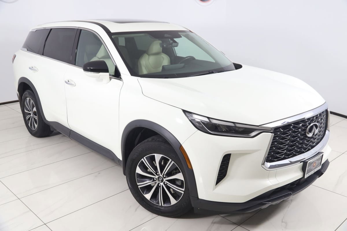 Used 2023 INFINITI QX60 Pure AWD/4WD image 18