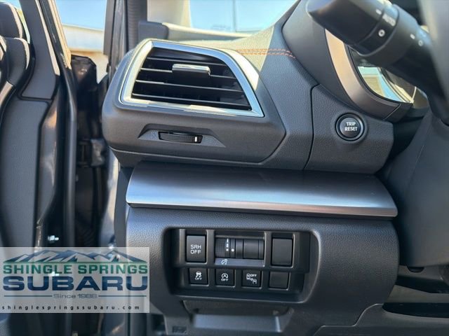 Used 2020 Subaru Crosstrek 2.0i Limited w/ Moonroof Package w/Navigation image 43