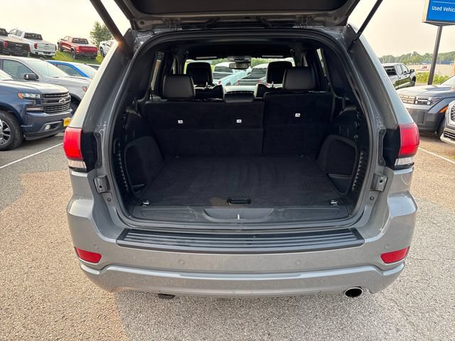 Used 2020 Jeep Grand Cherokee Altitude AWD/4WD image 21