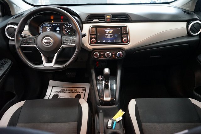 Used 2021 Nissan Versa SV image 33