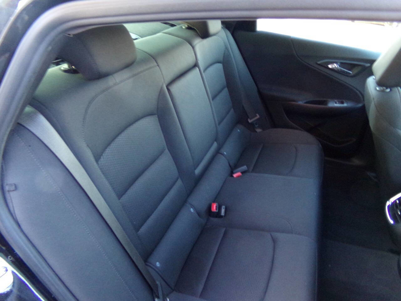 Used 2021 Chevrolet Malibu LT image 22