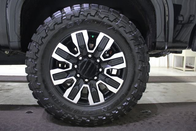 Used 2025 GMC Sierra 2500 Denali Ultimate AWD/4WD image 32