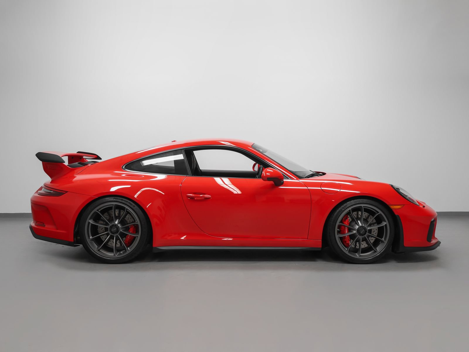 Certified 2018 Porsche 911 GT3 image 13