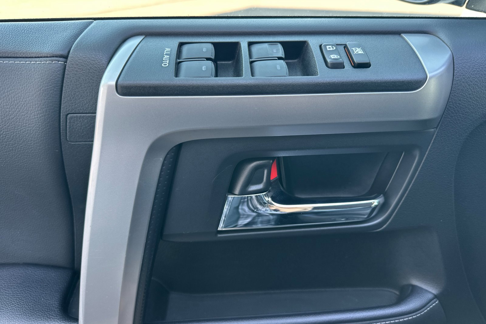 Certified 2024 Toyota 4Runner SR5 Premium image 11