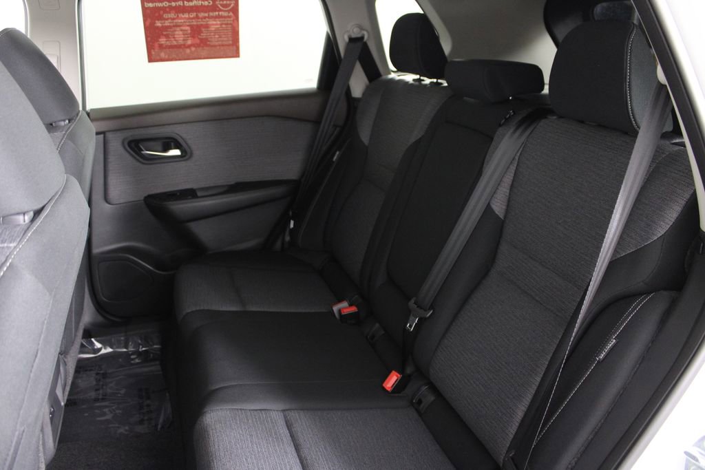 Certified 2023 Nissan Rogue SV FWD image 21