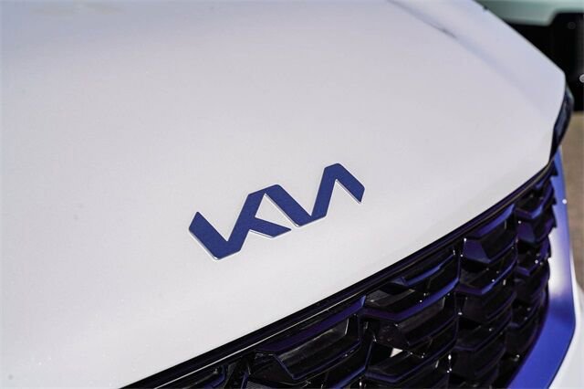 New 2026 Kia Sorento LX image 11