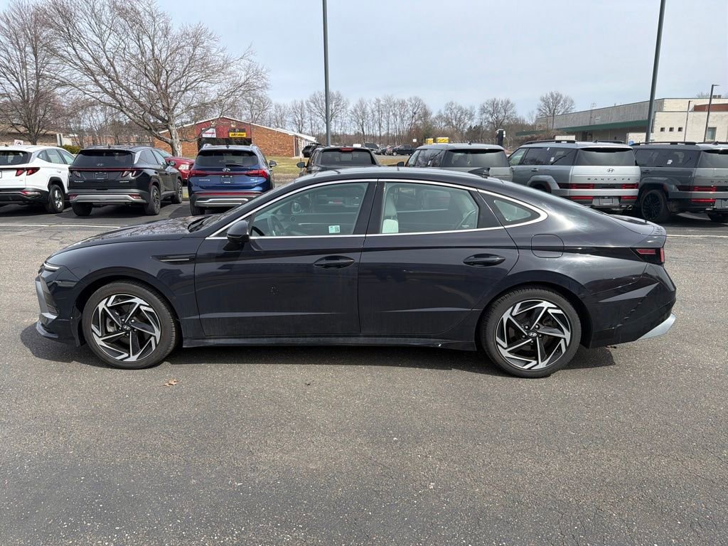 Used 2024 Hyundai Sonata SEL w/ Convenience Package image 6