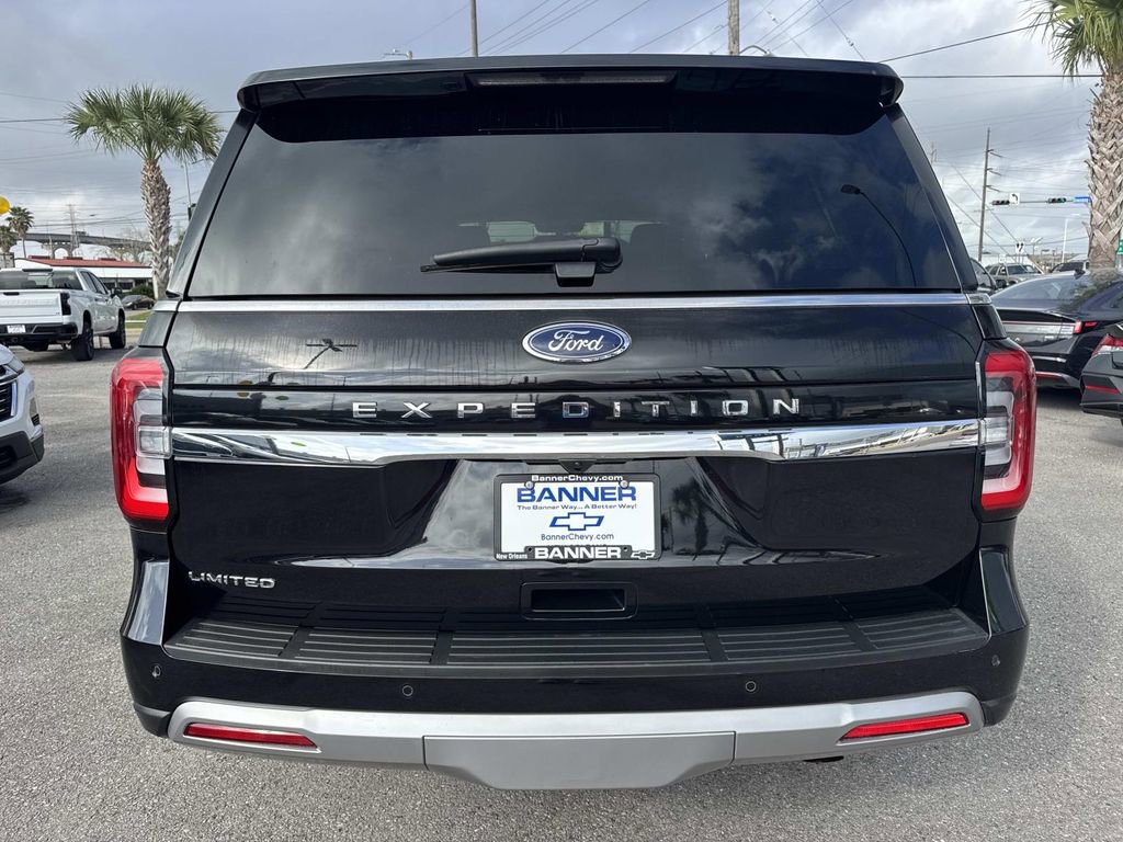 Used 2024 Ford Expedition Limited RWD image 6