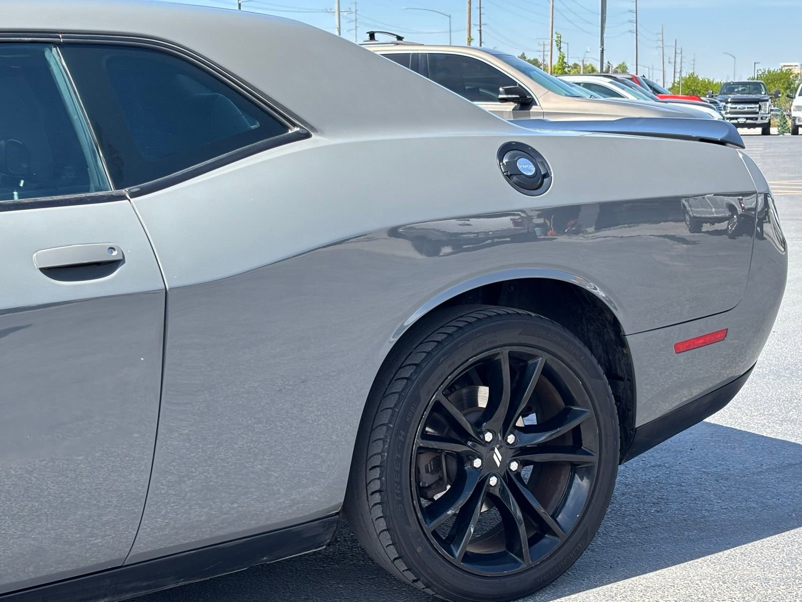 Used 2018 Dodge Challenger SXT w/ Blacktop Package RWD image 5