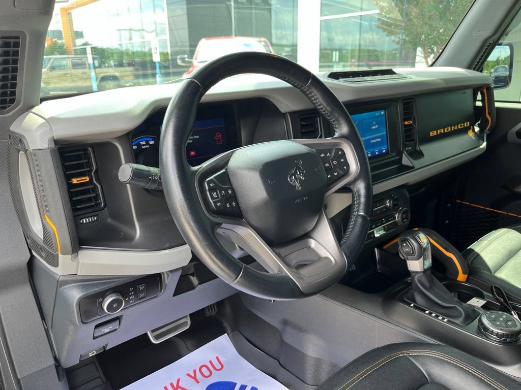 Used 2023 Ford Bronco Badlands w/ Sasquatch Package AWD/4WD image 7