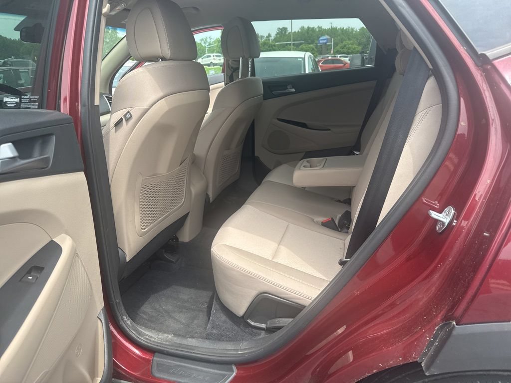 Used 2017 Hyundai Tucson SE w/ SE Popular Package 02 AWD/4WD image 12