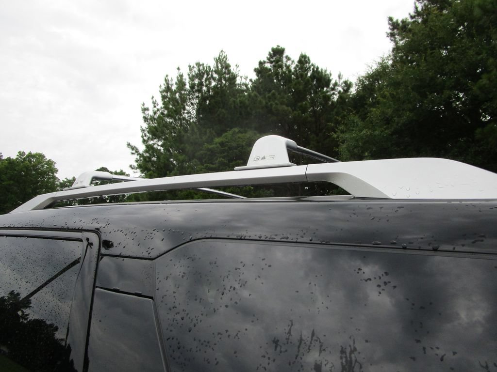 Used 2024 Nissan Pathfinder SL FWD image 14
