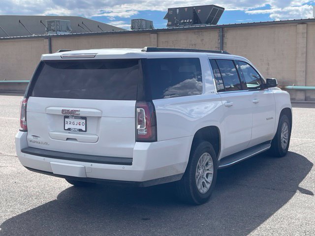 Used 2016 GMC Yukon XL SLT w/ Open Road Package AWD/4WD image 3