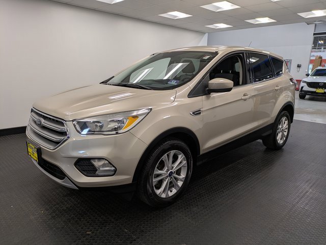 Used 2017 Ford Escape SE