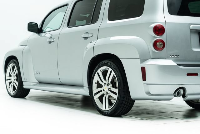 Used 2010 Chevrolet HHR SS FWD image 19