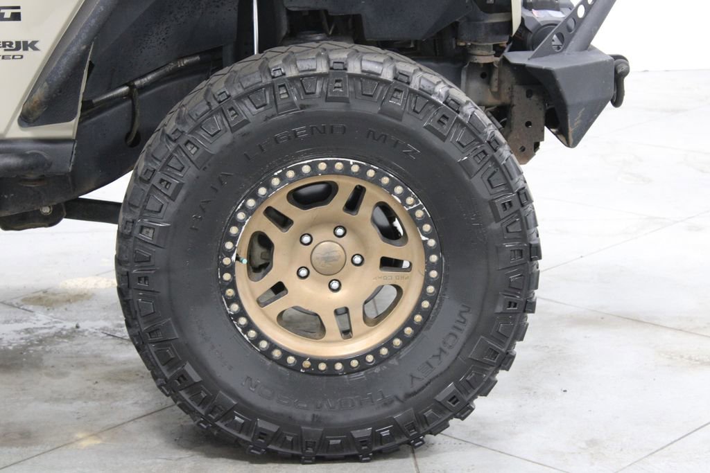 Used 2018 Jeep Wrangler Unlimited Sport S AWD/4WD image 12