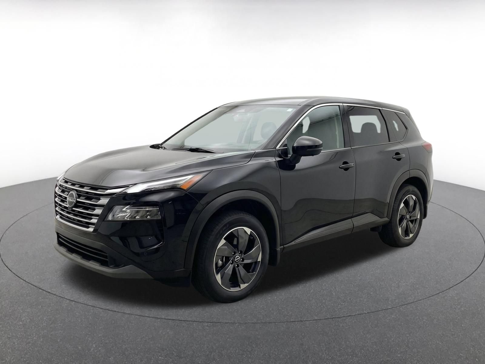 Used 2025 Nissan Rogue SV AWD/4WD image 3