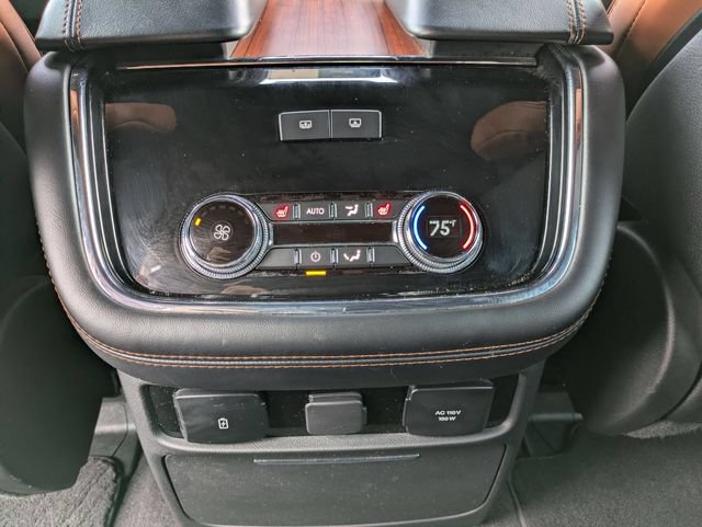 Used 2019 Lincoln Navigator Reserve AWD/4WD image 19