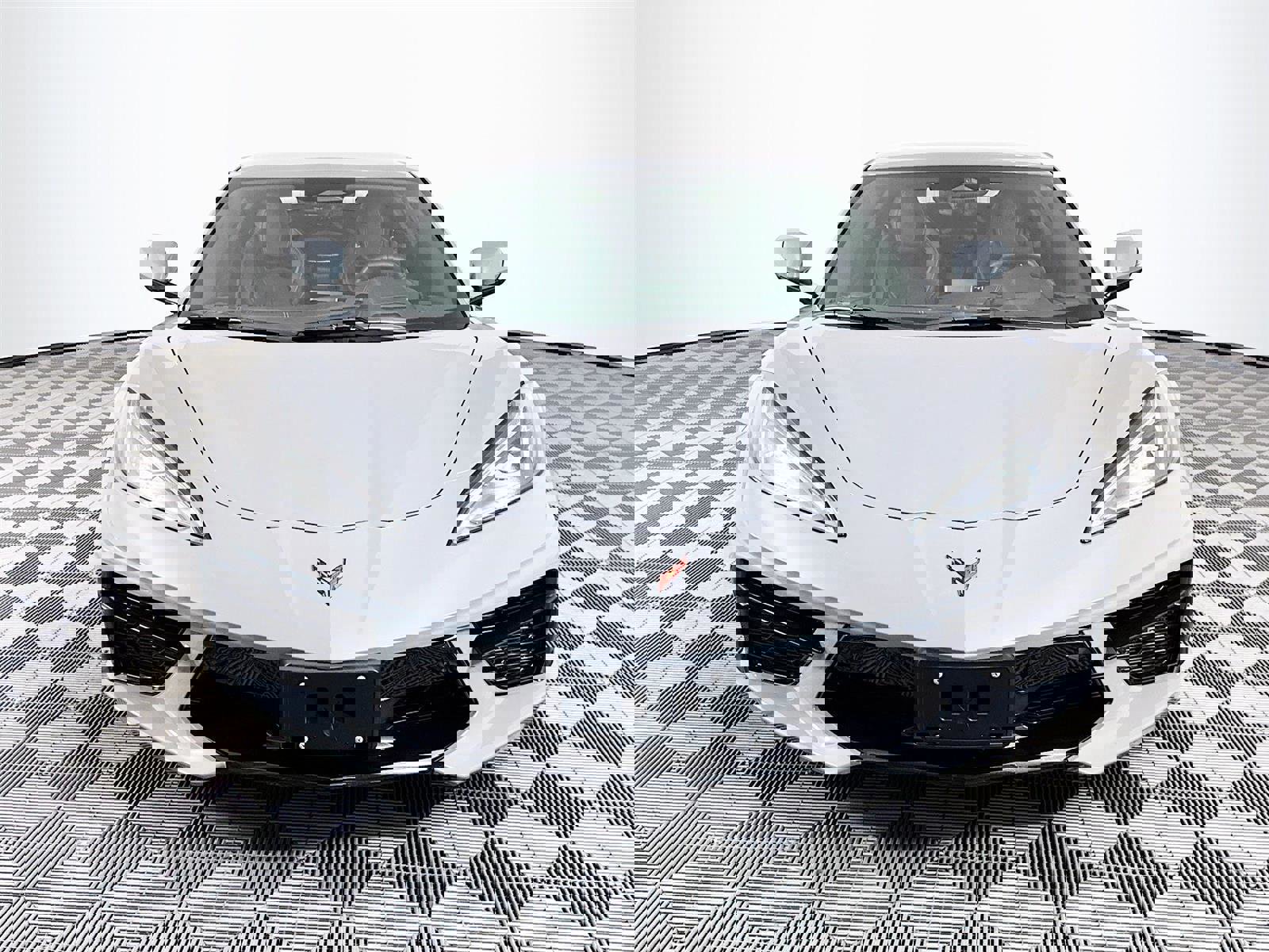 Used 2025 Chevrolet Corvette Stingray Preferred Conv w/ Stealth Interior Trim Package image 2