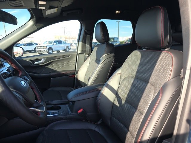 New 2026 Ford Escape ST-Line w/ Cold Weather Package image 13