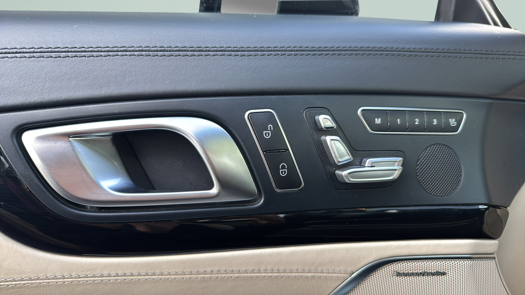 Used 2019 Mercedes-Benz SL 550 image 19