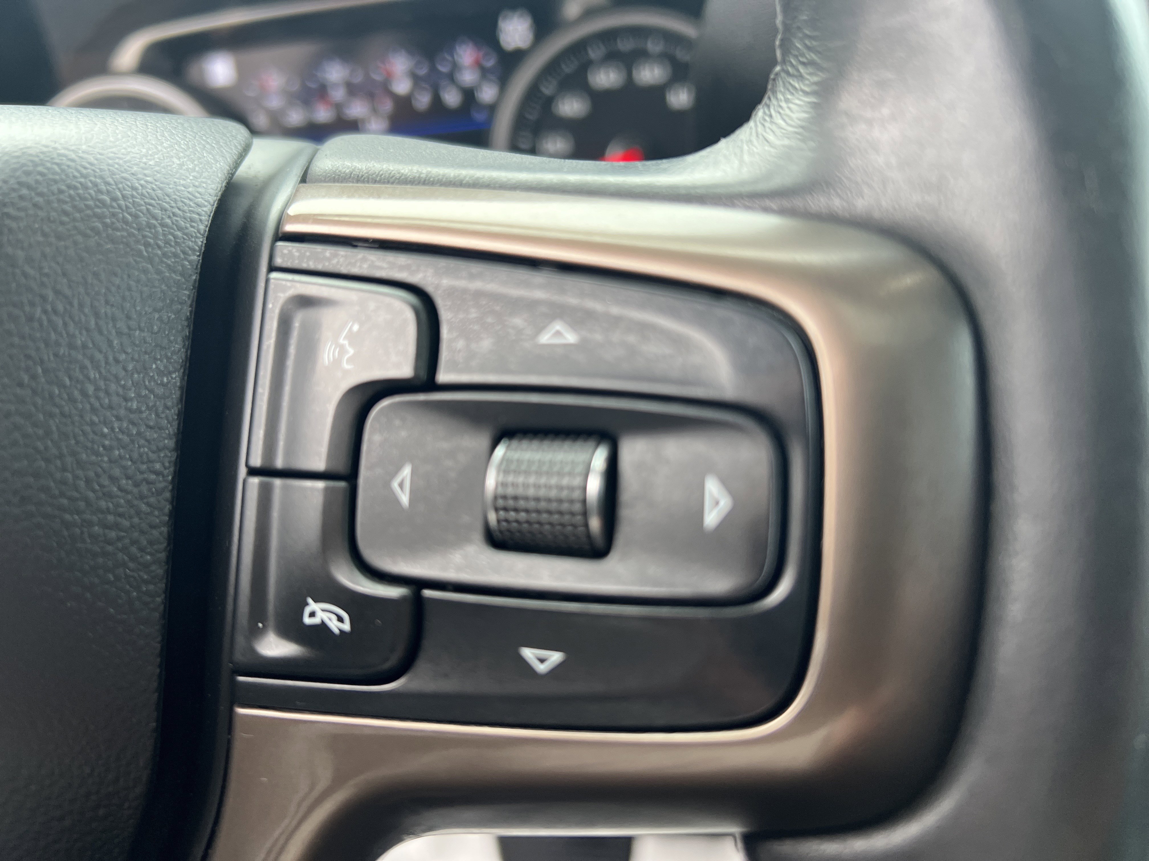 Used 2020 Chevrolet Silverado 2500 High Country image 14