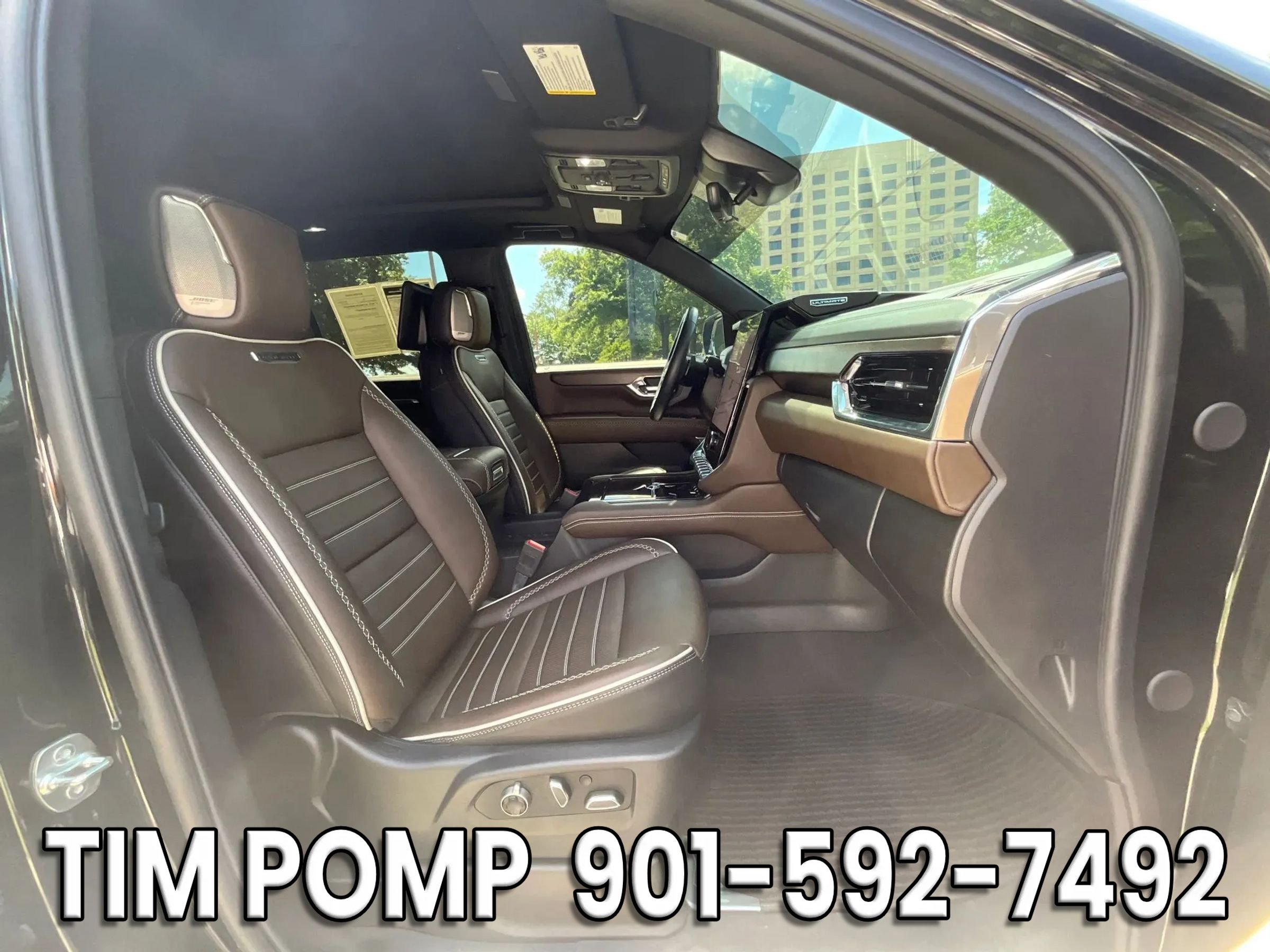 Used 2025 GMC Yukon Denali Ultimate AWD/4WD image 21
