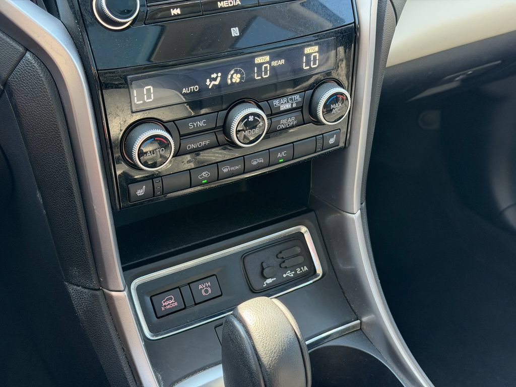 Used 2019 Subaru Ascent Limited AWD/4WD image 19