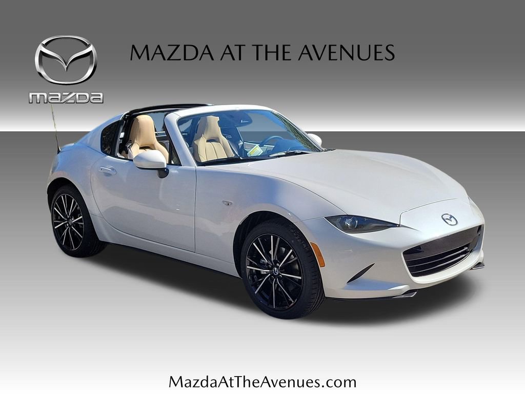New 2026 MAZDA MX-5 Miata RF Grand Touring image 3