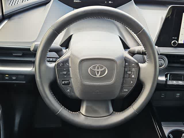 Used 2025 Toyota Prius LE FWD image 20