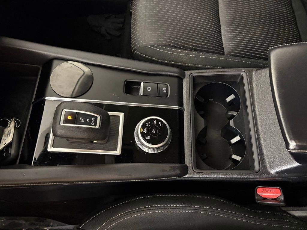 Used 2022 Mitsubishi Outlander ES image 28