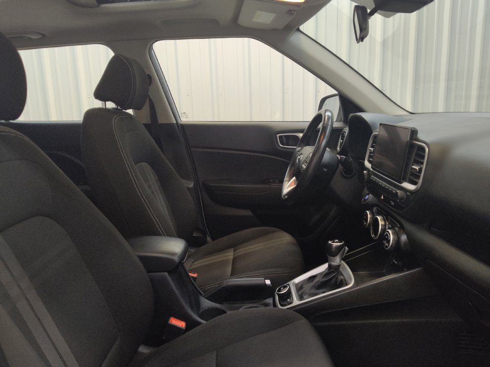 Used 2021 Hyundai Venue SEL w/ Premium Package FWD image 21