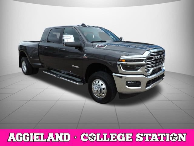 Used 2026 RAM 3500 Laramie w/ Towing Technology Group image 3