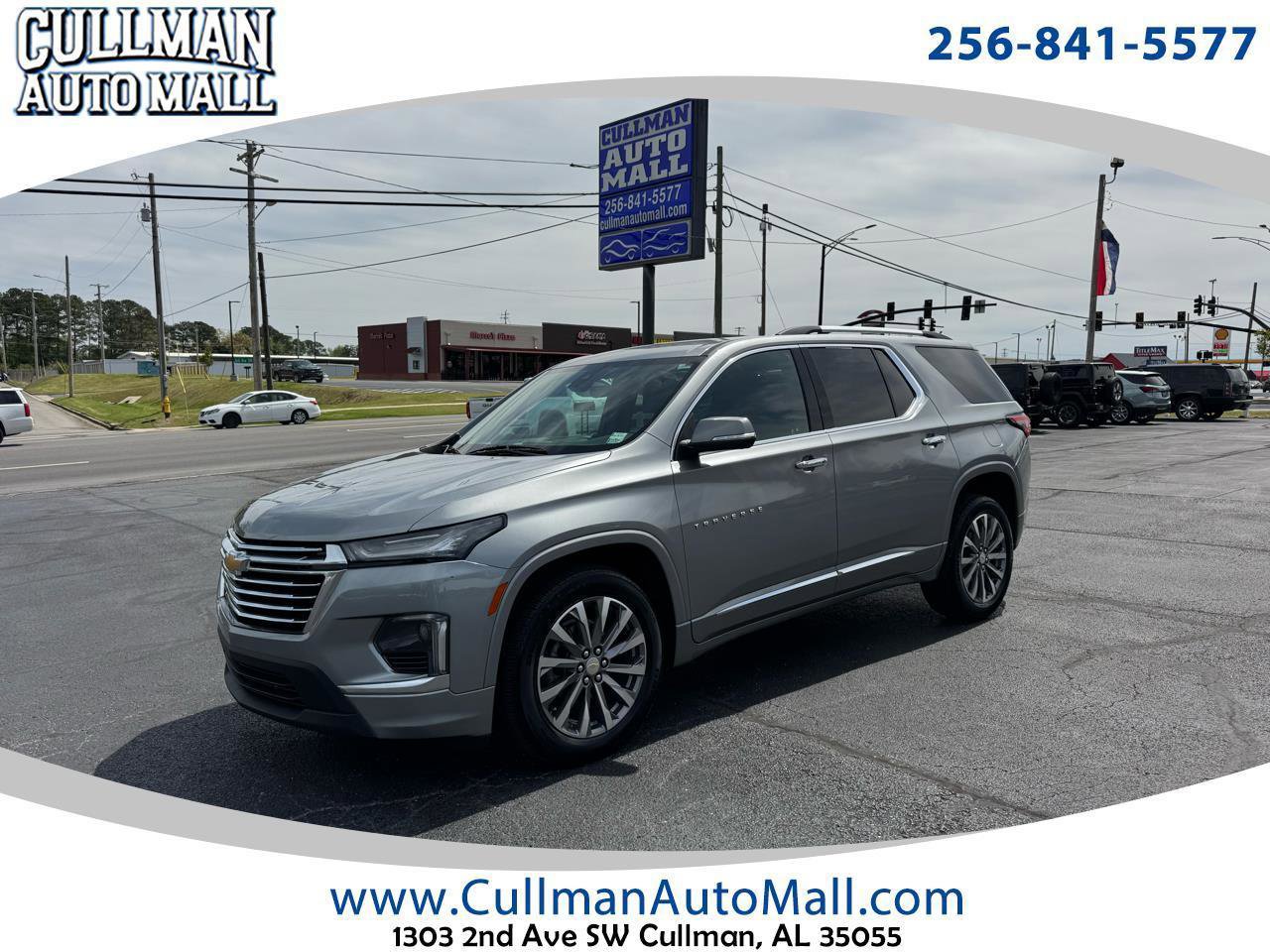 Used 2023 Chevrolet Traverse Premier image 1