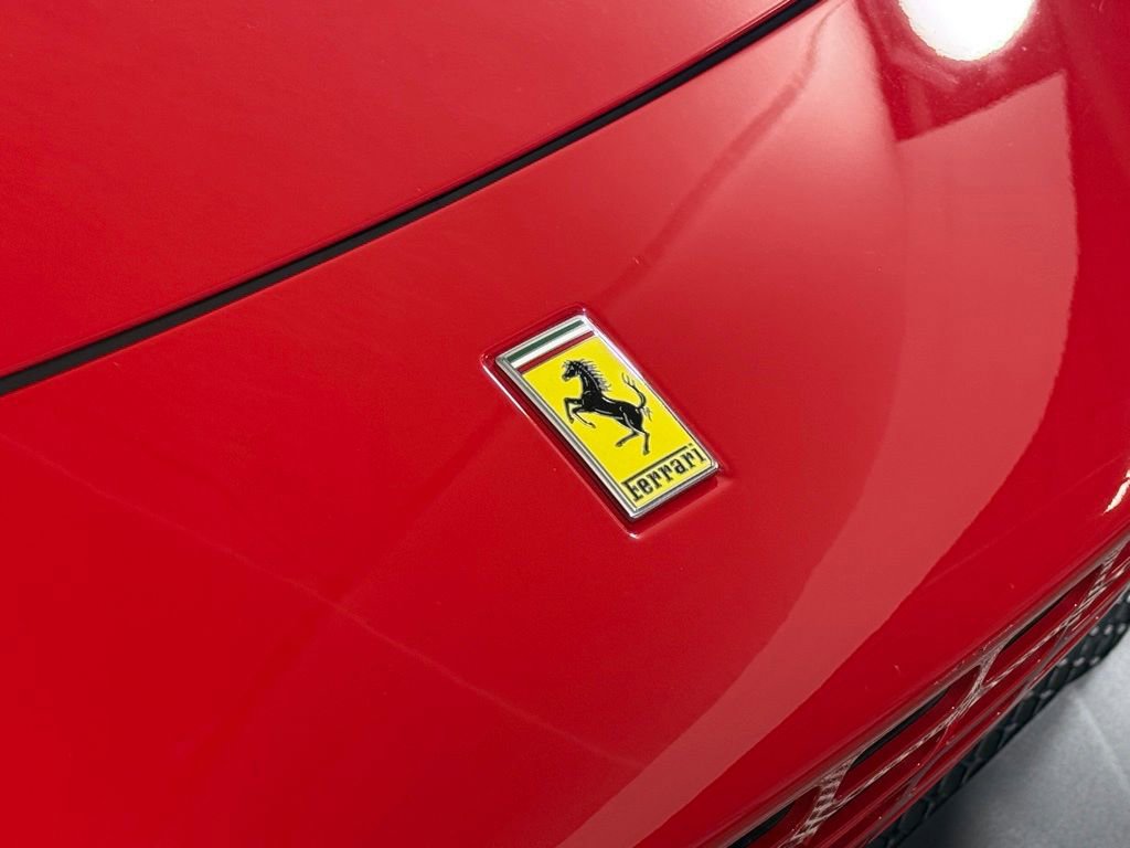 Used 2021 Ferrari Roma image 9