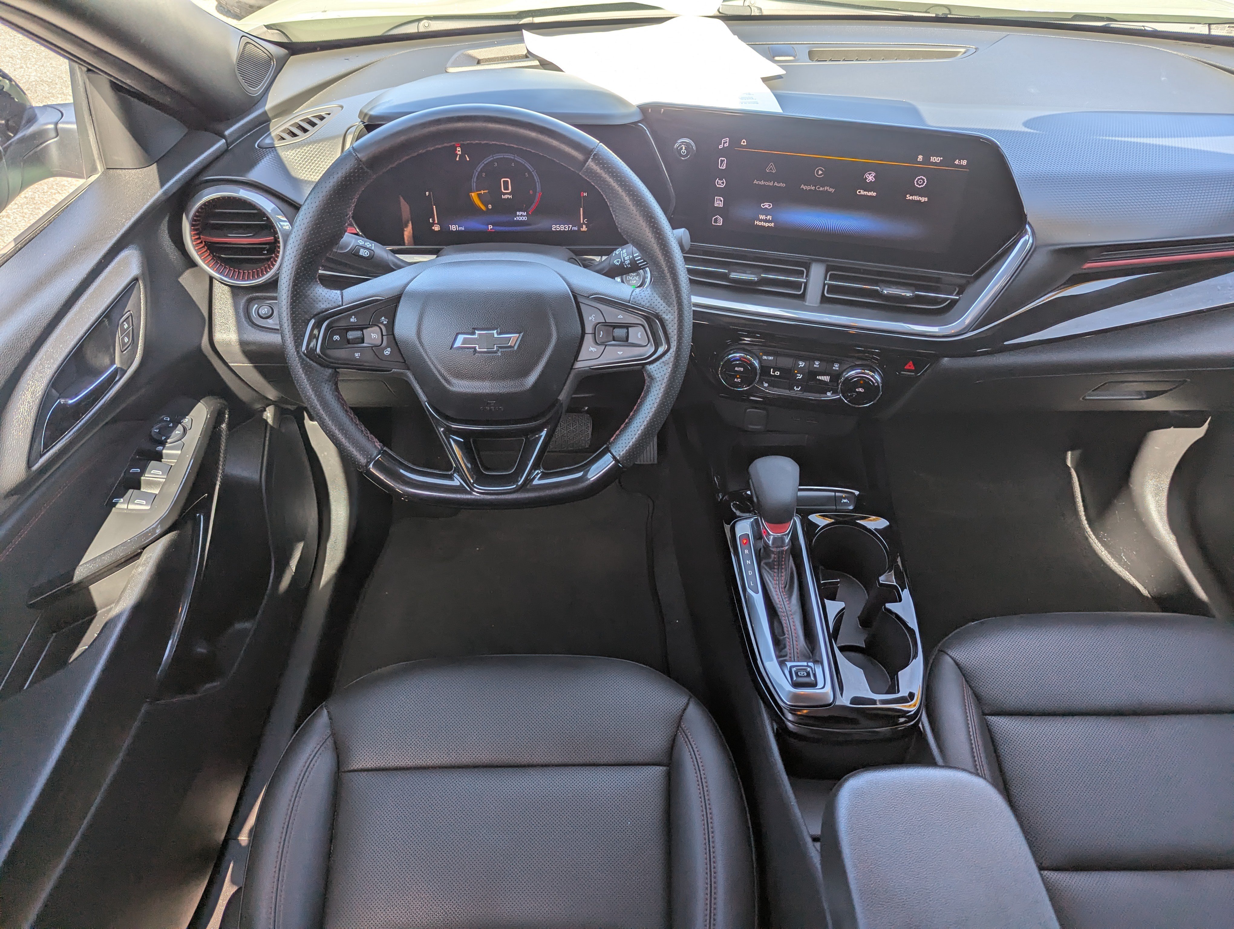 Certified 2024 Chevrolet Trax RS w/ Sunroof Package FWD image 14