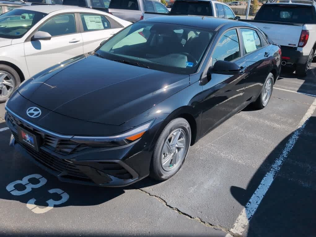 New 2026 Hyundai Elantra SE FWD image 10