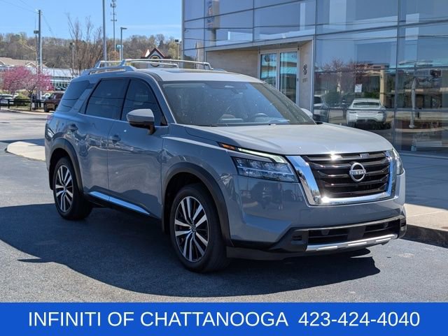 Used 2023 Nissan Pathfinder Platinum w/ Cargo Package image 9