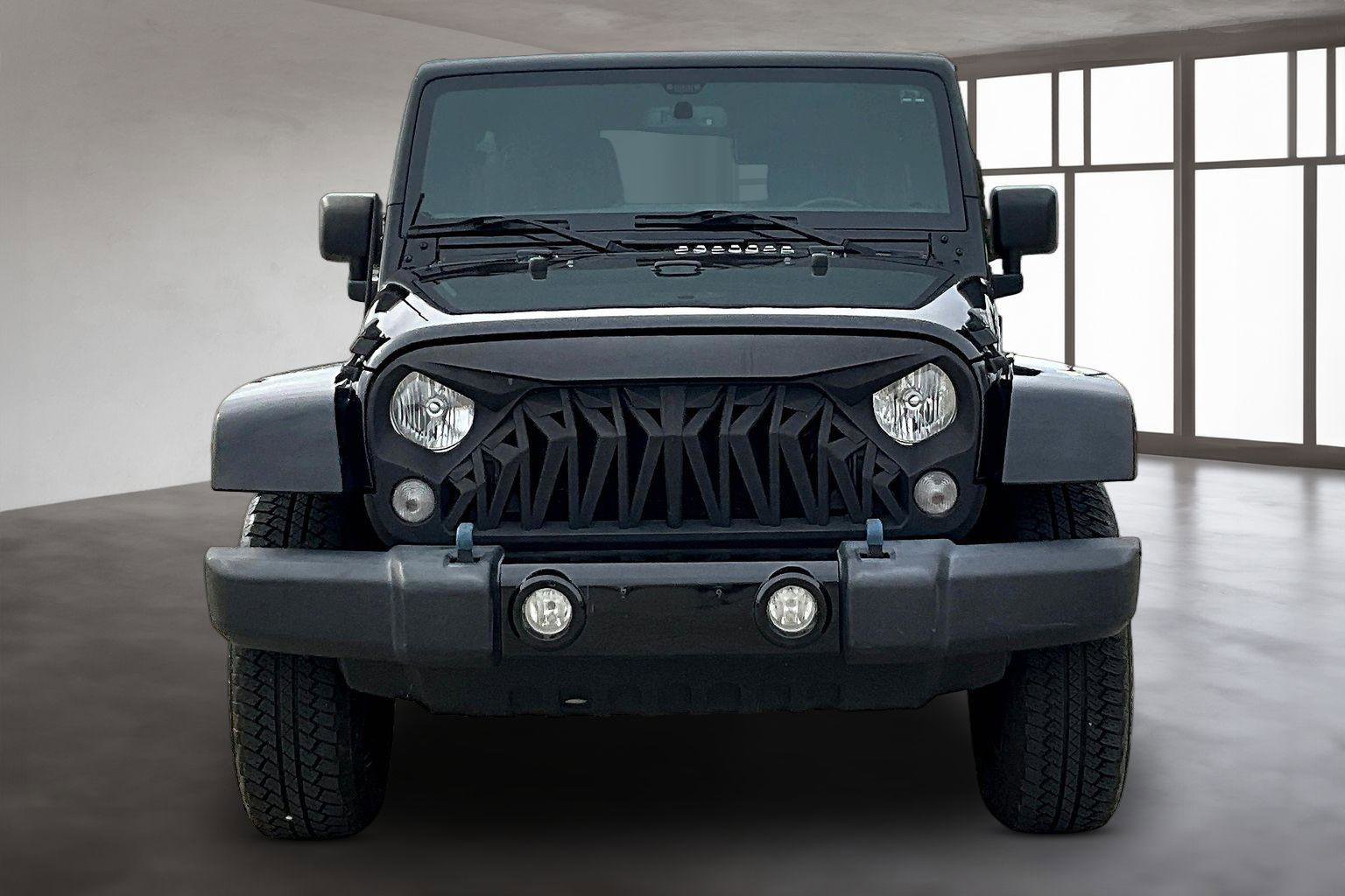 Used 2018 Jeep Wrangler Unlimited Sahara image 4