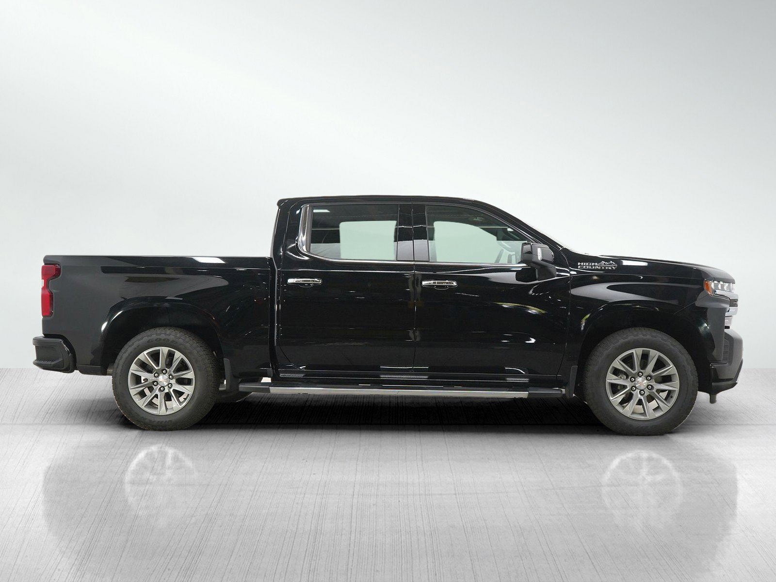 Used 2022 Chevrolet Silverado 1500 High Country AWD/4WD image 6