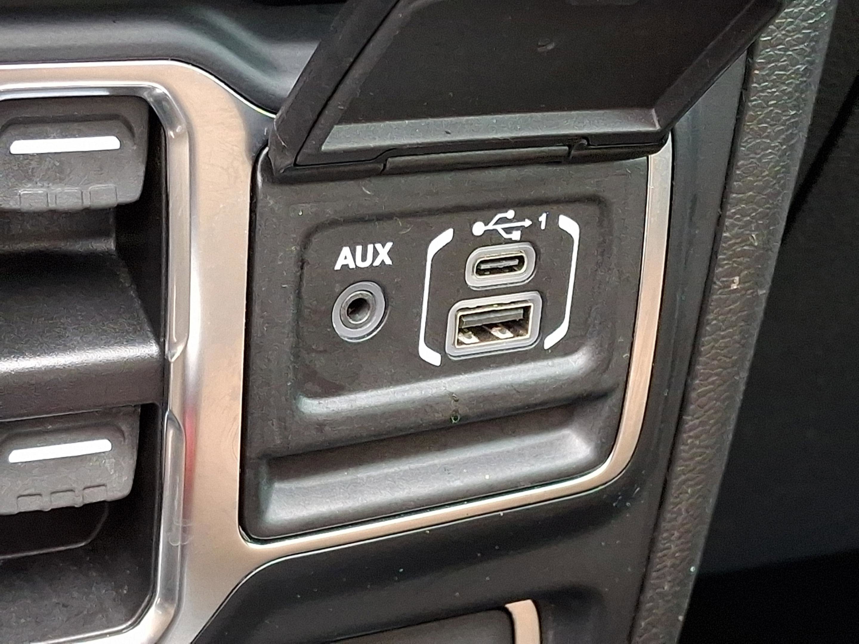 Certified 2023 Jeep Wrangler Unlimited Sahara w/ Cold Weather Group AWD/4WD image 25