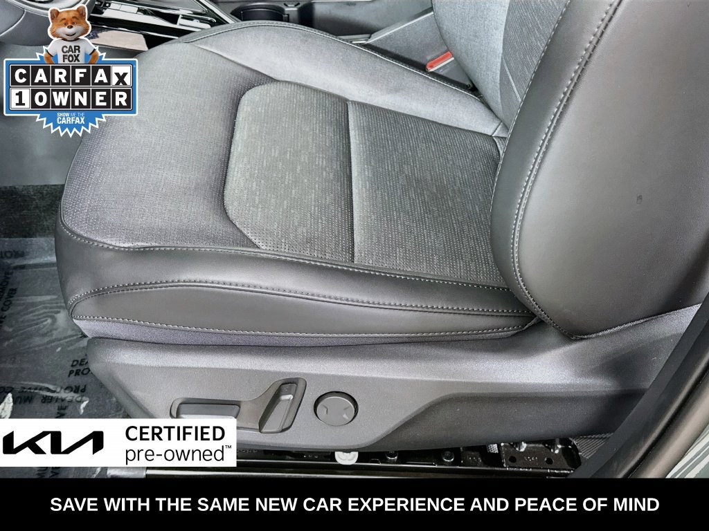 Certified 2025 Kia Niro SX Touring FWD image 24