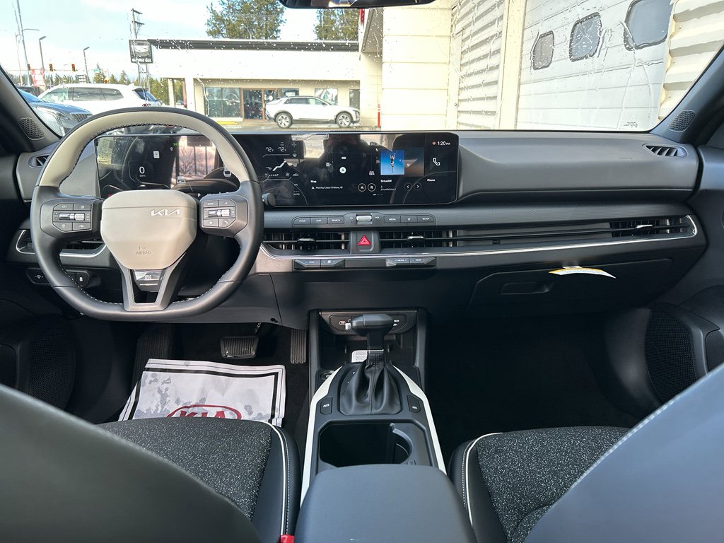 New 2025 Kia K4 GT-Line image 16