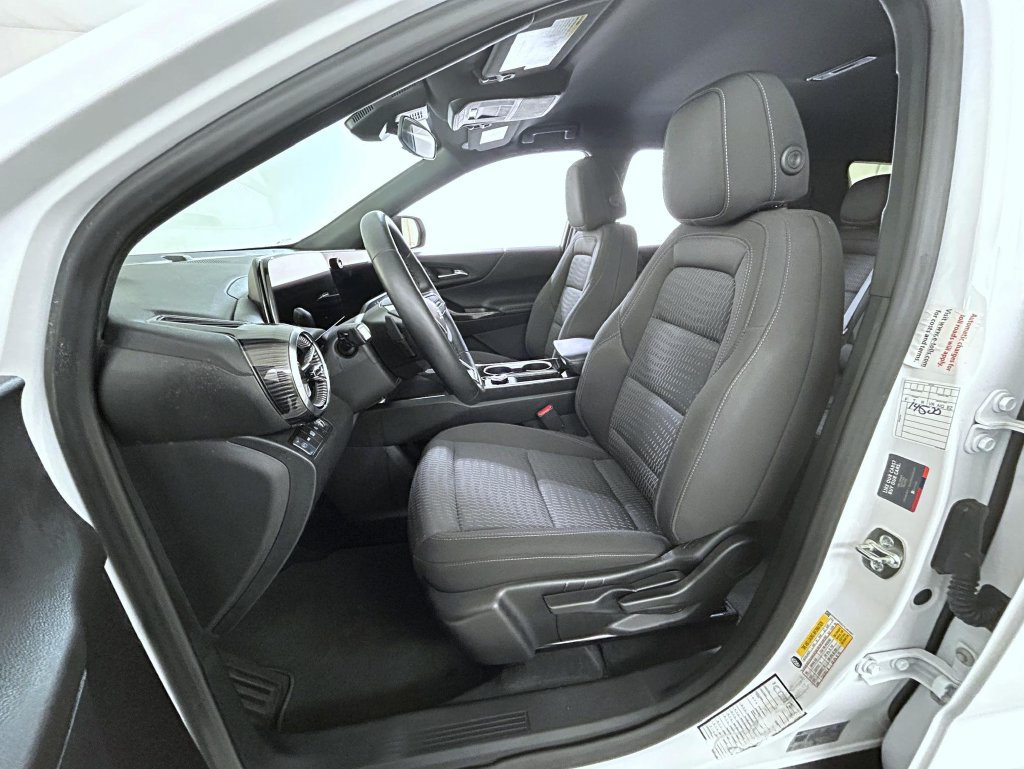 Certified 2026 Chevrolet Equinox LT AWD/4WD image 11