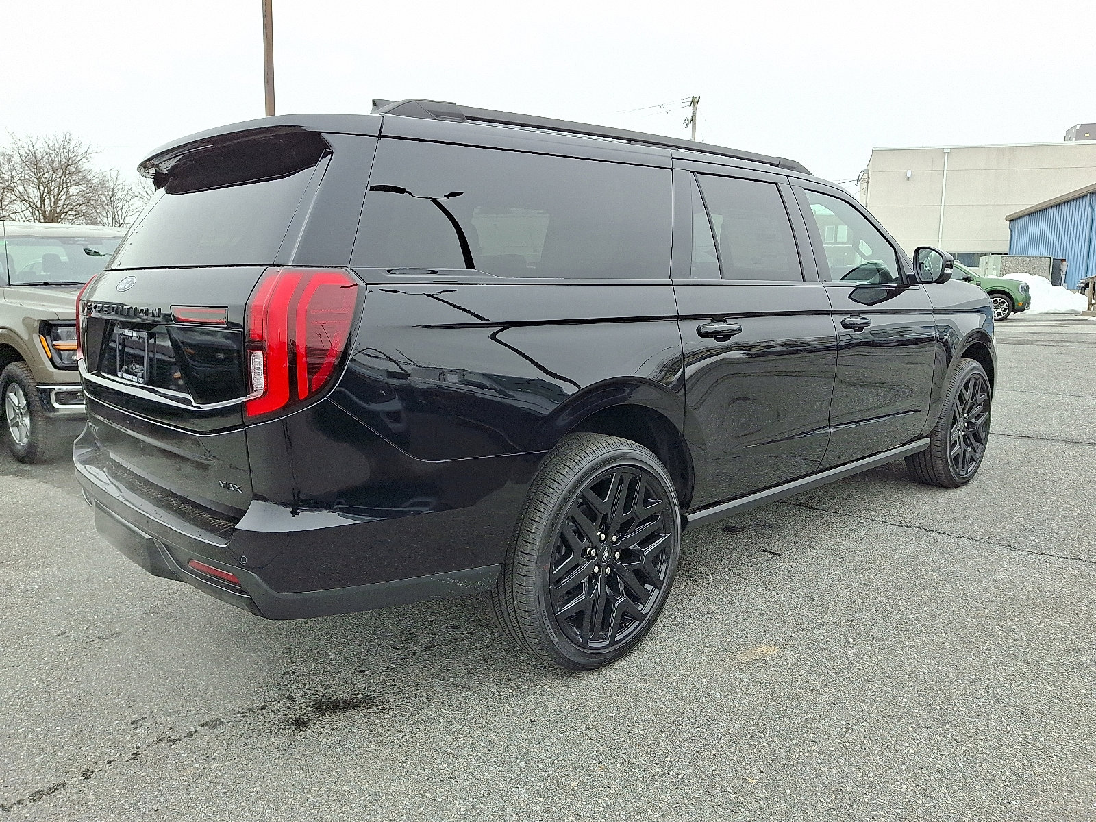 New 2026 Ford Expedition Max Platinum w/ Stealth Performance Package image 4